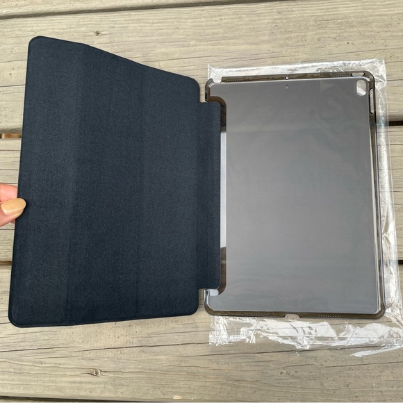 NEW ProCase iPad Air (3rd Gen) 10.5" 2019 / iPad Pro 10.5" 2017 Smart Case - Picture 10 of 13